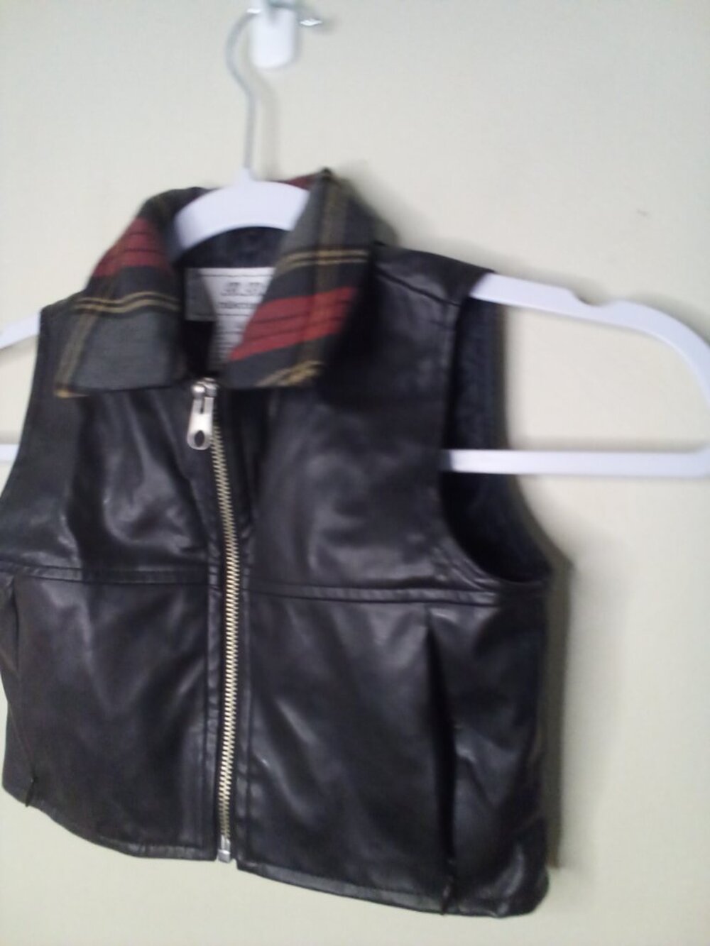 BB Collections Faux Leather Vest Kids Girls 4 Full Zip Sleeveless Plaid Pockets - Picture 8 of 14